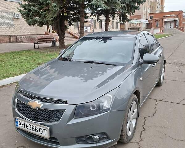 Серый Шевроле Круз, объемом двигателя 1.8 л и пробегом 143 тыс. км за 6000 $, фото 12 на Automoto.ua