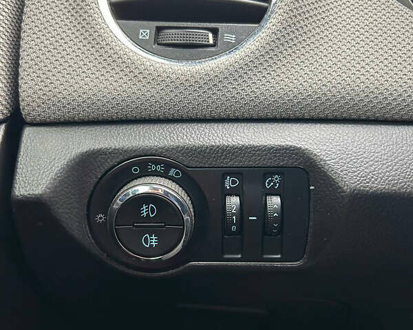 Серый Шевроле Круз, объемом двигателя 1.6 л и пробегом 192 тыс. км за 7000 $, фото 16 на Automoto.ua