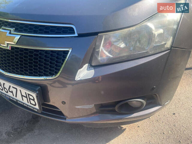 Серый Шевроле Круз, объемом двигателя 1.79 л и пробегом 180 тыс. км за 6500 $, фото 24 на Automoto.ua