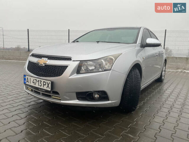 Серый Шевроле Круз, объемом двигателя 1.8 л и пробегом 221 тыс. км за 6900 $, фото 1 на Automoto.ua