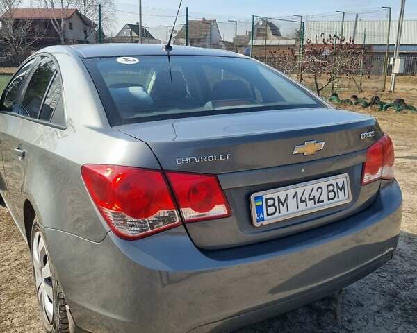 Серый Шевроле Круз, объемом двигателя 1.8 л и пробегом 208 тыс. км за 6250 $, фото 8 на Automoto.ua