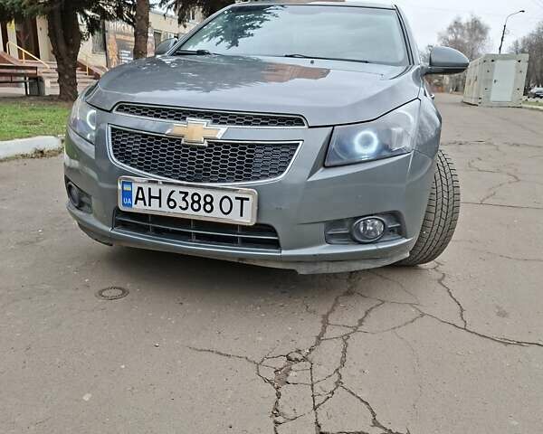 Серый Шевроле Круз, объемом двигателя 1.8 л и пробегом 143 тыс. км за 6000 $, фото 21 на Automoto.ua