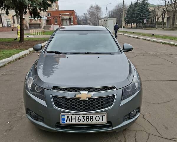 Серый Шевроле Круз, объемом двигателя 1.8 л и пробегом 143 тыс. км за 6000 $, фото 11 на Automoto.ua