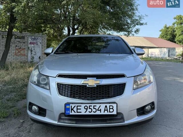 Серый Шевроле Круз, объемом двигателя 1.8 л и пробегом 90 тыс. км за 7500 $, фото 33 на Automoto.ua