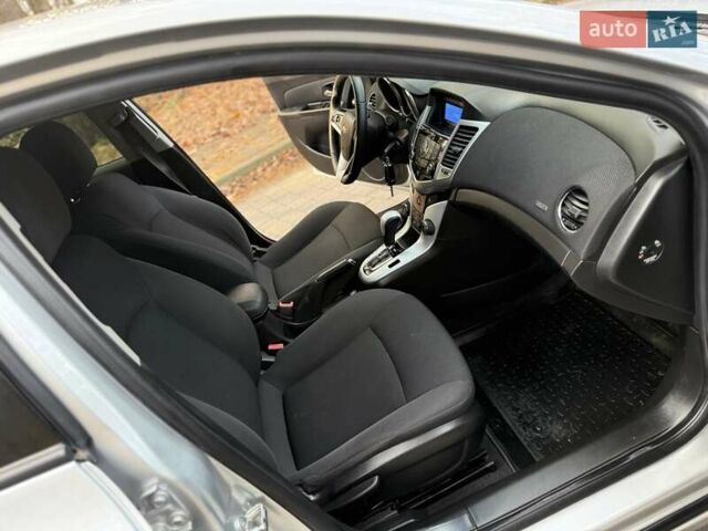 Сірий Шевроле Круз, об'ємом двигуна 1.8 л та пробігом 194 тис. км за 5350 $, фото 43 на Automoto.ua