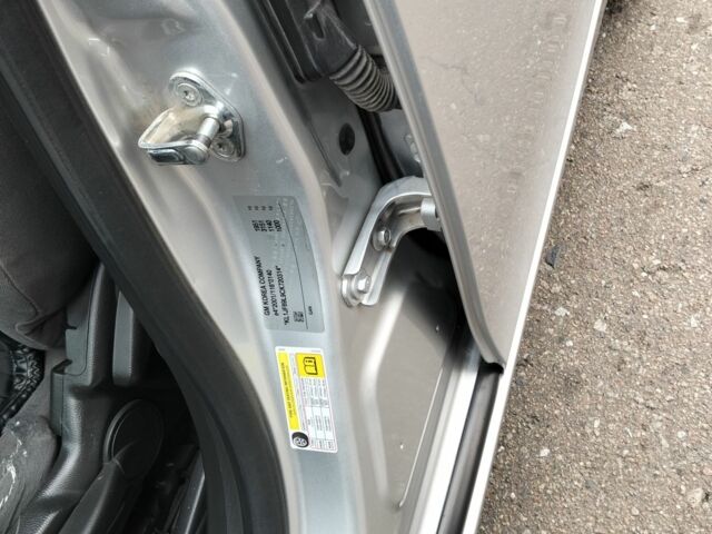 Серый Шевроле Круз, объемом двигателя 1.7 л и пробегом 252 тыс. км за 6500 $, фото 22 на Automoto.ua