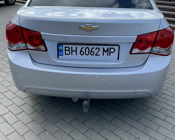 Сірий Шевроле Круз, об'ємом двигуна 1.8 л та пробігом 137 тис. км за 7900 $, фото 3 на Automoto.ua