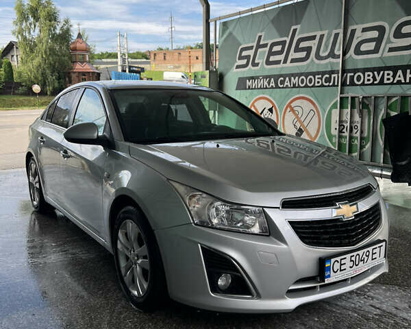 Серый Шевроле Круз, объемом двигателя 1.8 л и пробегом 240 тыс. км за 6500 $, фото 1 на Automoto.ua