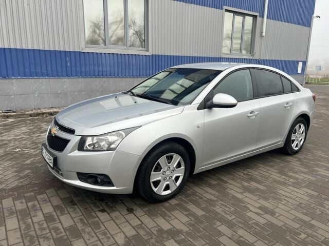 Сірий Шевроле Круз, об'ємом двигуна 1.8 л та пробігом 180 тис. км за 5500 $, фото 6 на Automoto.ua