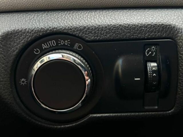 Серый Шевроле Круз, объемом двигателя 1.4 л и пробегом 280 тыс. км за 6400 $, фото 2 на Automoto.ua