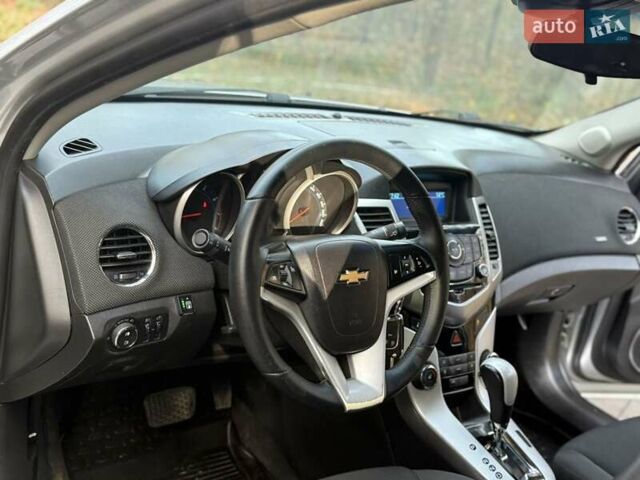 Сірий Шевроле Круз, об'ємом двигуна 1.8 л та пробігом 195 тис. км за 5800 $, фото 10 на Automoto.ua