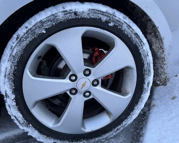 Сірий Шевроле Круз, об'ємом двигуна 1.8 л та пробігом 155 тис. км за 8300 $, фото 16 на Automoto.ua