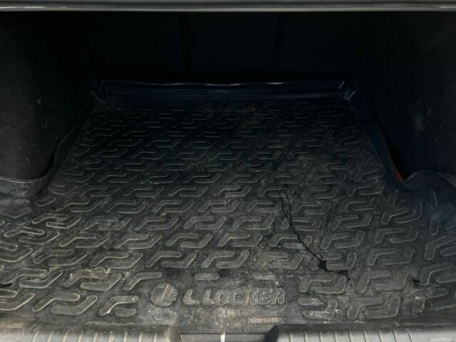 Серый Шевроле Круз, объемом двигателя 1.4 л и пробегом 280 тыс. км за 6400 $, фото 16 на Automoto.ua