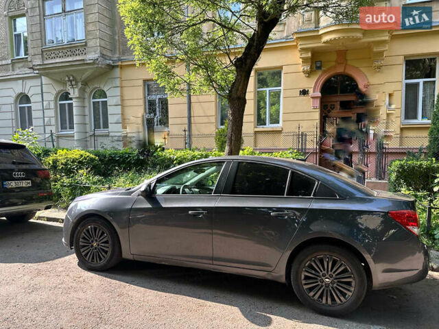 Серый Шевроле Круз, объемом двигателя 1.8 л и пробегом 290 тыс. км за 6500 $, фото 2 на Automoto.ua