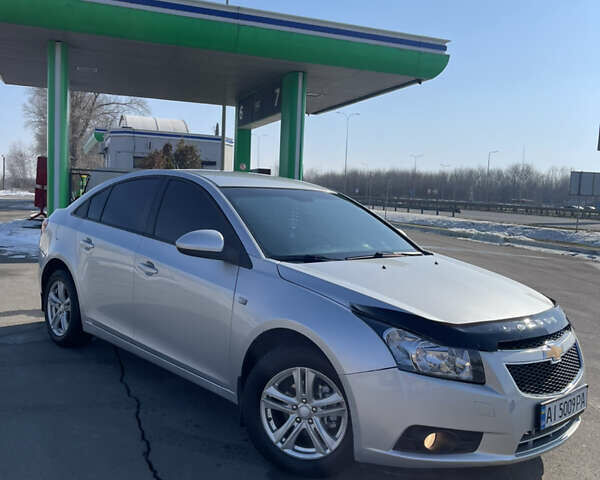 Сірий Шевроле Круз, об'ємом двигуна 1.8 л та пробігом 170 тис. км за 6000 $, фото 1 на Automoto.ua