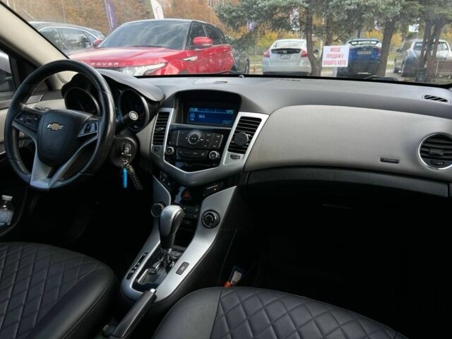 Серый Шевроле Круз, объемом двигателя 1.4 л и пробегом 280 тыс. км за 6400 $, фото 9 на Automoto.ua