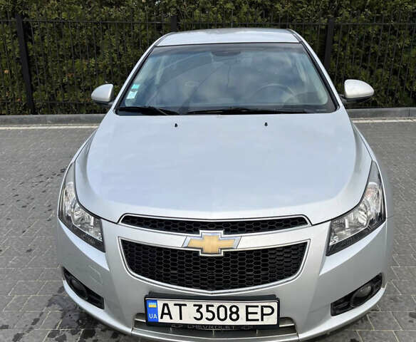 Сірий Шевроле Круз, об'ємом двигуна 0 л та пробігом 220 тис. км за 7800 $, фото 11 на Automoto.ua