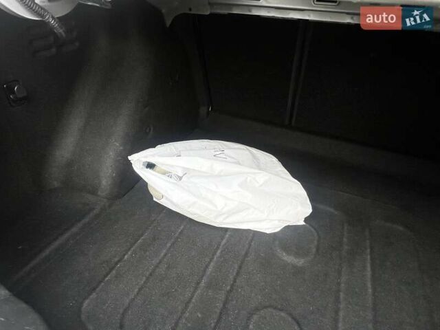 Серый Шевроле Круз, объемом двигателя 1.82 л и пробегом 170 тыс. км за 6800 $, фото 31 на Automoto.ua