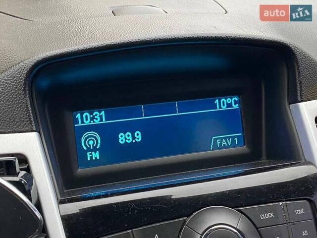 Серый Шевроле Круз, объемом двигателя 1.36 л и пробегом 233 тыс. км за 7090 $, фото 15 на Automoto.ua