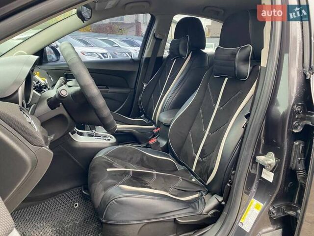 Серый Шевроле Круз, объемом двигателя 1.36 л и пробегом 233 тыс. км за 7090 $, фото 8 на Automoto.ua