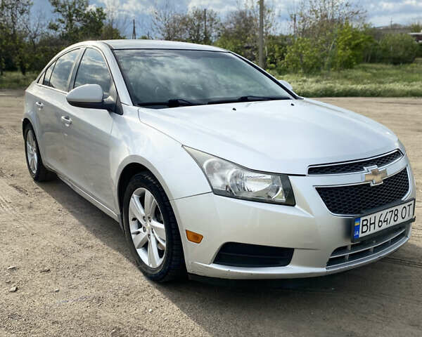 Сірий Шевроле Круз, об'ємом двигуна 2 л та пробігом 190 тис. км за 6800 $, фото 5 на Automoto.ua