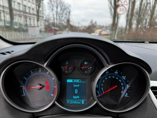 Серый Шевроле Круз, объемом двигателя 1.4 л и пробегом 257 тыс. км за 6440 $, фото 14 на Automoto.ua