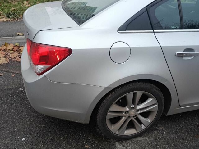 Серый Шевроле Круз, объемом двигателя 1.4 л и пробегом 238 тыс. км за 6300 $, фото 1 на Automoto.ua