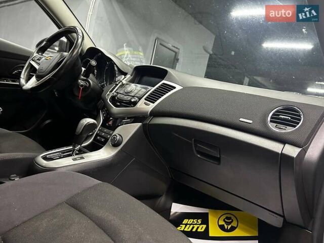 Сірий Шевроле Круз, об'ємом двигуна 1.4 л та пробігом 130 тис. км за 7200 $, фото 19 на Automoto.ua