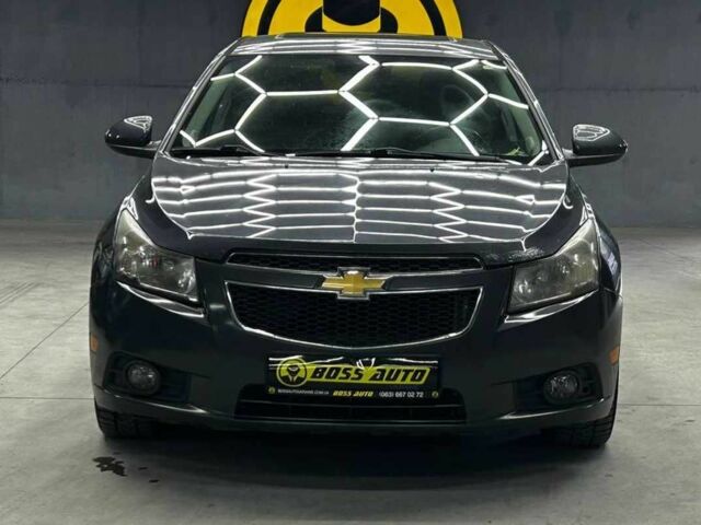 Серый Шевроле Круз, объемом двигателя 1.4 л и пробегом 130 тыс. км за 7200 $, фото 1 на Automoto.ua