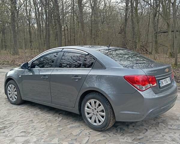 Серый Шевроле Круз, объемом двигателя 1.6 л и пробегом 155 тыс. км за 6700 $, фото 13 на Automoto.ua