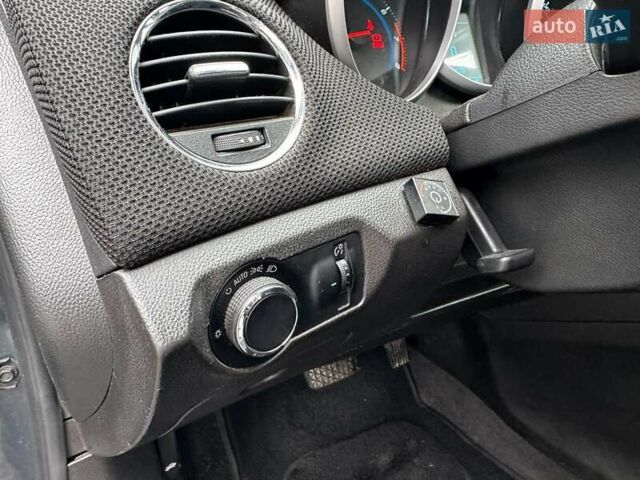 Сірий Шевроле Круз, об'ємом двигуна 1.4 л та пробігом 257 тис. км за 6440 $, фото 13 на Automoto.ua
