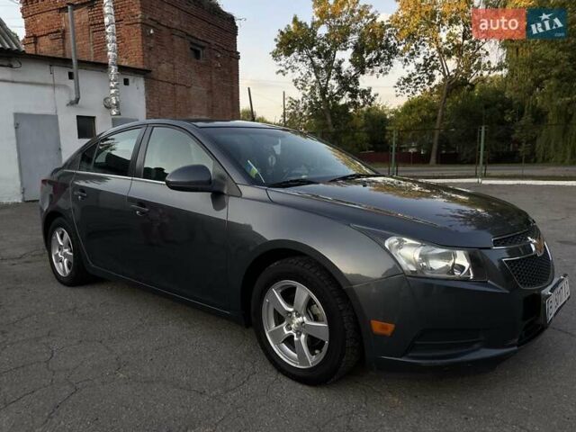 Серый Шевроле Круз, объемом двигателя 1.36 л и пробегом 260 тыс. км за 6750 $, фото 1 на Automoto.ua