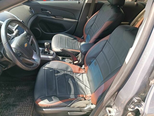 Серый Шевроле Круз, объемом двигателя 1.6 л и пробегом 272 тыс. км за 5440 $, фото 19 на Automoto.ua