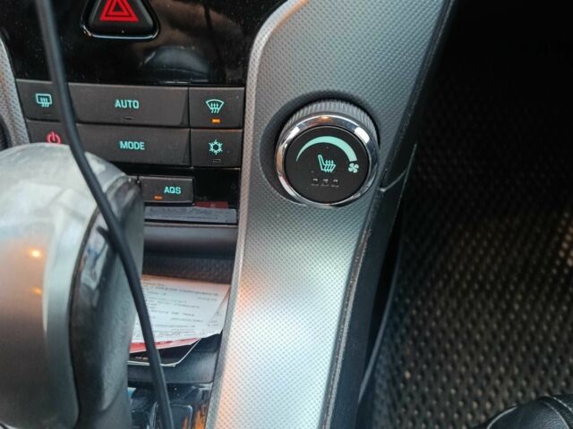 Серый Шевроле Круз, объемом двигателя 1.4 л и пробегом 238 тыс. км за 6300 $, фото 21 на Automoto.ua