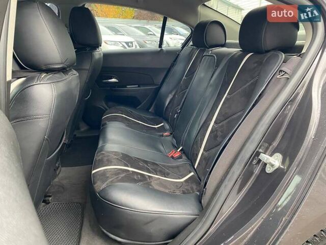 Серый Шевроле Круз, объемом двигателя 1.36 л и пробегом 233 тыс. км за 7090 $, фото 9 на Automoto.ua