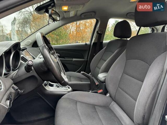 Сірий Шевроле Круз, об'ємом двигуна 1.4 л та пробігом 257 тис. км за 6440 $, фото 23 на Automoto.ua