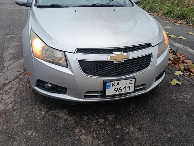 Серый Шевроле Круз, объемом двигателя 1.4 л и пробегом 238 тыс. км за 6300 $, фото 6 на Automoto.ua