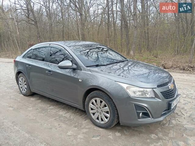 Серый Шевроле Круз, объемом двигателя 1.6 л и пробегом 155 тыс. км за 6700 $, фото 12 на Automoto.ua