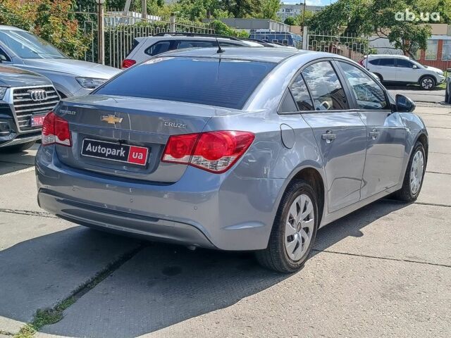 Серый Шевроле Круз, объемом двигателя 1.6 л и пробегом 272 тыс. км за 6940 $, фото 7 на Automoto.ua