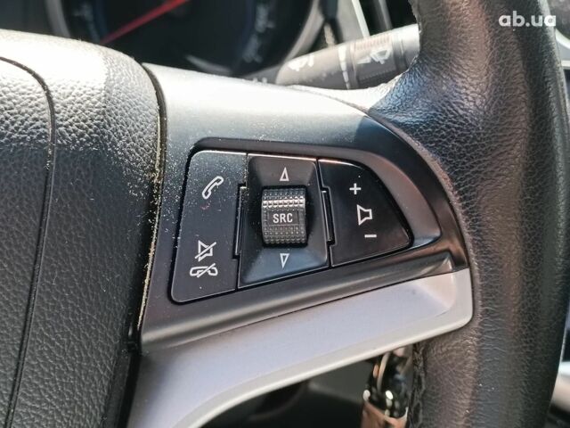 Серый Шевроле Круз, объемом двигателя 1.6 л и пробегом 272 тыс. км за 6940 $, фото 25 на Automoto.ua