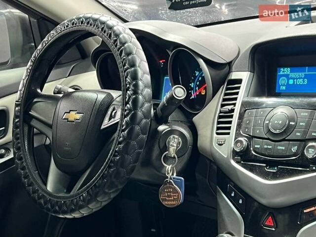 Сірий Шевроле Круз, об'ємом двигуна 1.8 л та пробігом 155 тис. км за 6850 $, фото 7 на Automoto.ua