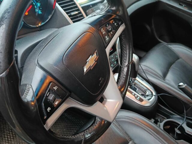 Серый Шевроле Круз, объемом двигателя 1.4 л и пробегом 238 тыс. км за 6300 $, фото 20 на Automoto.ua