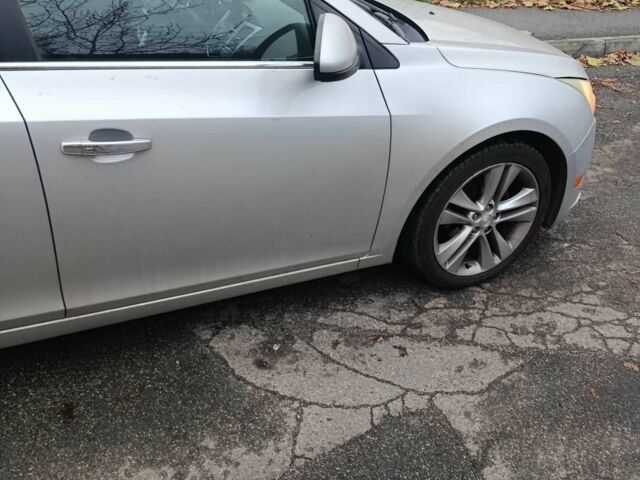 Серый Шевроле Круз, объемом двигателя 1.4 л и пробегом 238 тыс. км за 6300 $, фото 4 на Automoto.ua