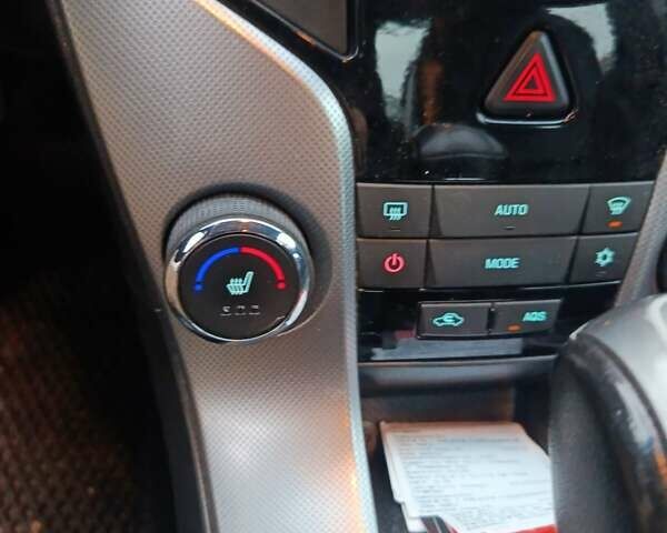 Сірий Шевроле Круз, об'ємом двигуна 1.4 л та пробігом 238 тис. км за 6700 $, фото 20 на Automoto.ua