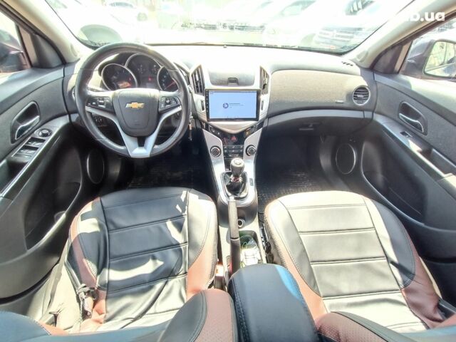 Серый Шевроле Круз, объемом двигателя 1.6 л и пробегом 272 тыс. км за 6940 $, фото 14 на Automoto.ua