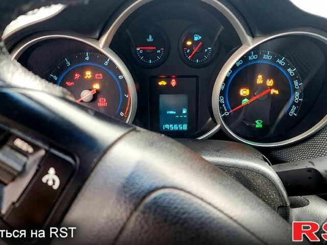 Сірий Шевроле Круз, об'ємом двигуна 1.8 л та пробігом 195 тис. км за 7200 $, фото 9 на Automoto.ua