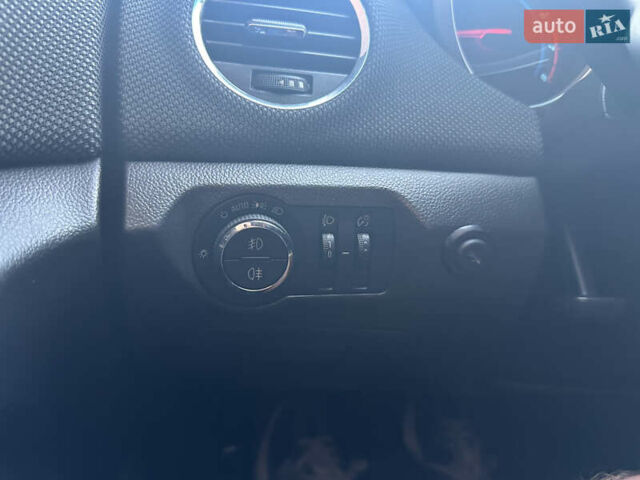 Серый Шевроле Круз, объемом двигателя 1.8 л и пробегом 273 тыс. км за 7999 $, фото 38 на Automoto.ua