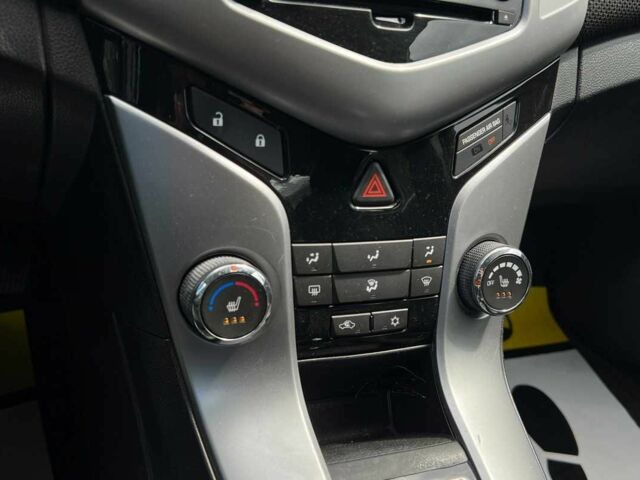 Серый Шевроле Круз, объемом двигателя 2 л и пробегом 158 тыс. км за 6700 $, фото 15 на Automoto.ua