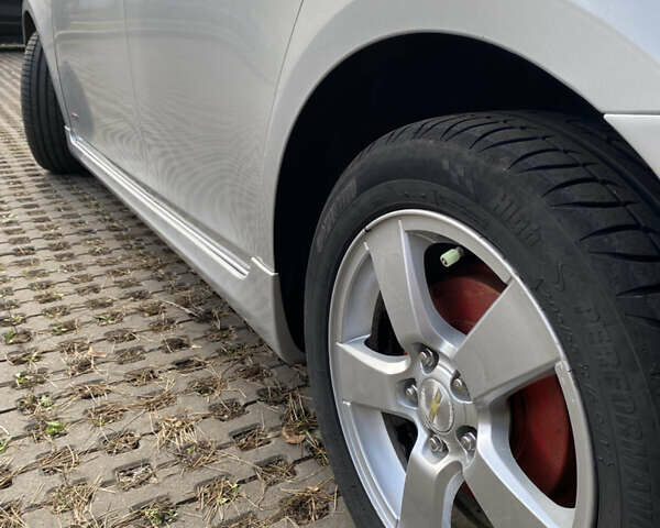 Серый Шевроле Круз, объемом двигателя 1.36 л и пробегом 115 тыс. км за 8500 $, фото 14 на Automoto.ua