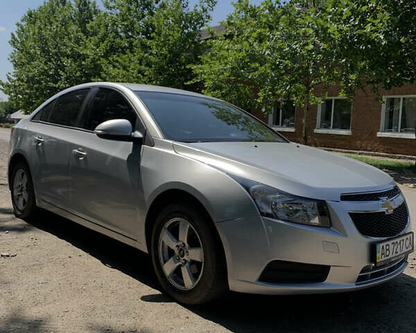 Серый Шевроле Круз, объемом двигателя 1.6 л и пробегом 59 тыс. км за 6800 $, фото 3 на Automoto.ua